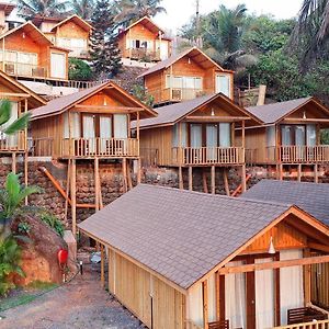 Flamingo Beach Resort